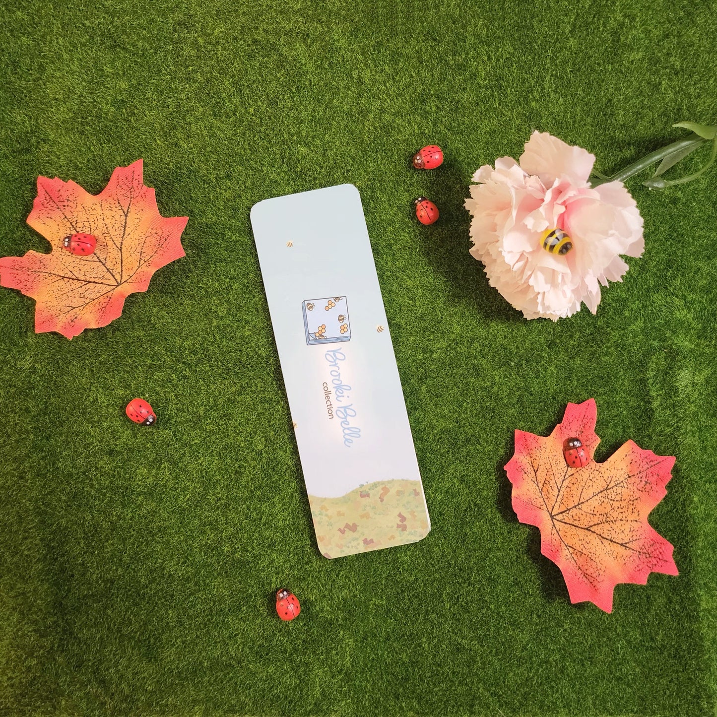 Romantic Vine Arch - Digitally Drawn Glossy Bookmark